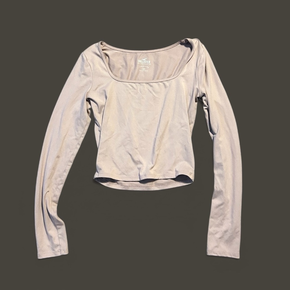 5/$25 Hollister Seamless Soft Fabric Square Neck Long Sleeve Top